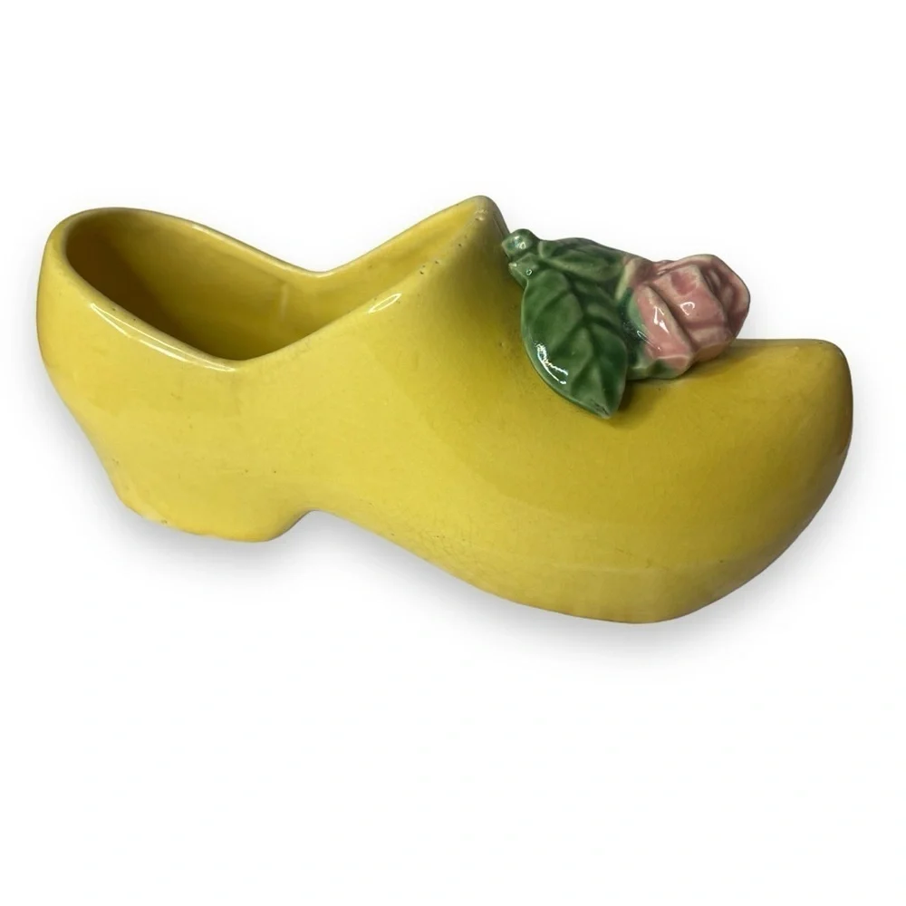 McCoy Dutch Shoe Yellow Glazed Ceramic Planter Flower Rose Vintage